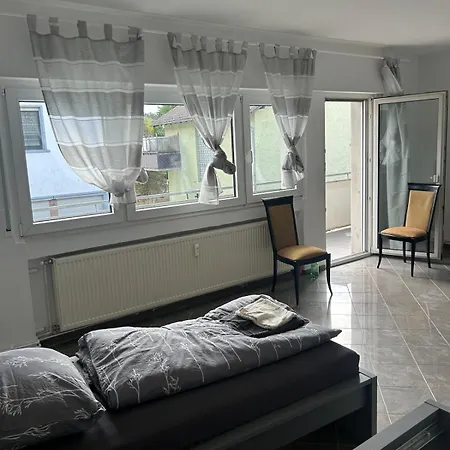 3 Bedrooms Furnished Frankfurt *