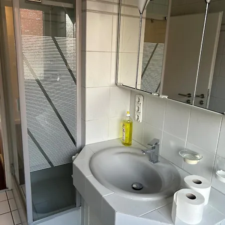 3 Bedrooms Furnished Frankfurt Apartment