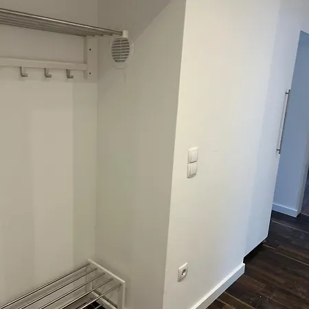 Apartment 3 Bedrooms Furnished Frankfurt Muehlheim am Main