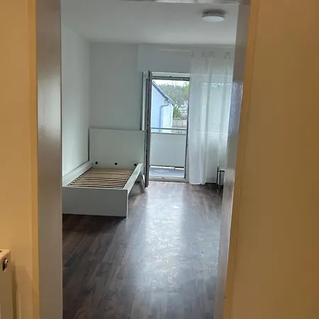 3 Bedrooms Furnished Frankfurt
