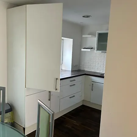 Apartment 3 Bedrooms Furnished Frankfurt