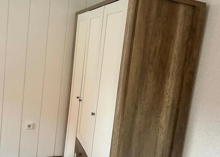 3 Bedrooms Furnished Frankfurt *