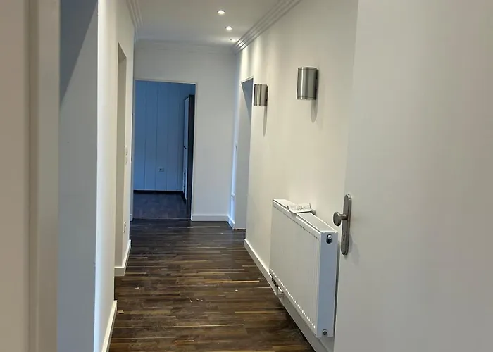 3 Bedrooms Furnished Frankfurt Apartmán Mühlheim